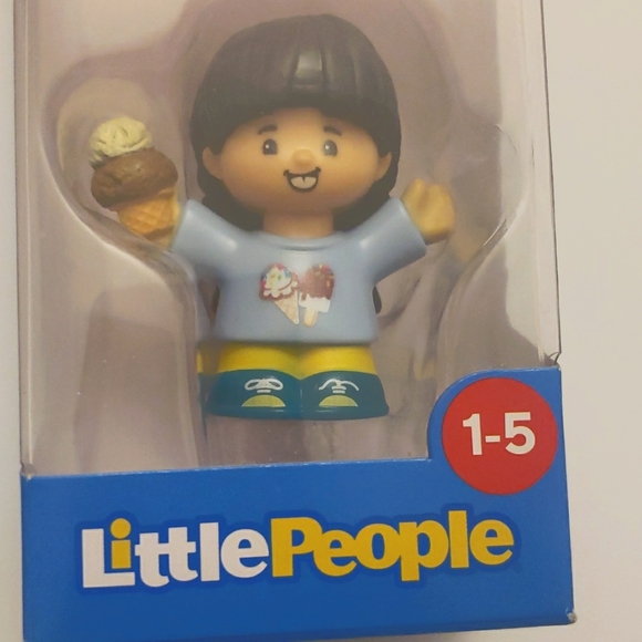 Fisher-Price Little People Ice Cream Theme Figurine and Bowl Gift Set - Picture 4 of 7